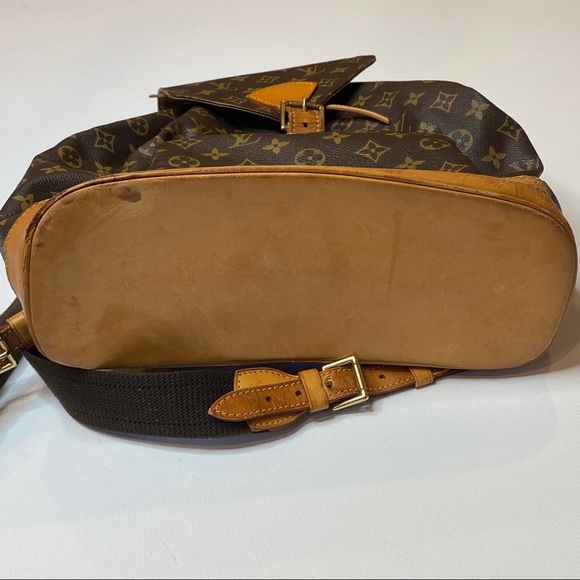 Louis Vuitton Montsouris GM backpack - Picture 10 of 16